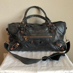🎁 SOLD 🎁 Authentic Gray and Rose Gold Balenciaga